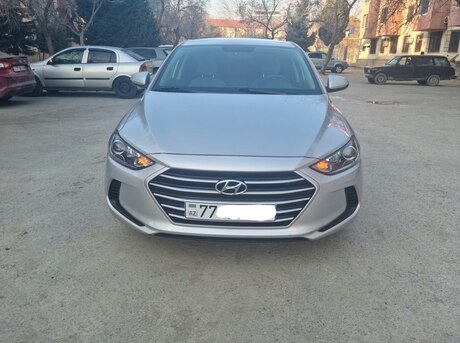 Hyundai Elantra 2018