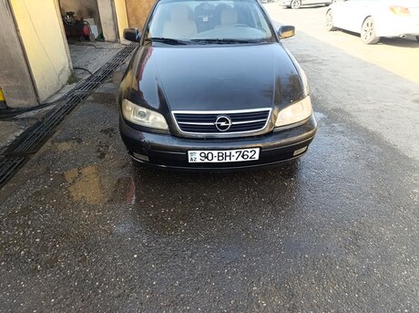 Opel Omega 2000