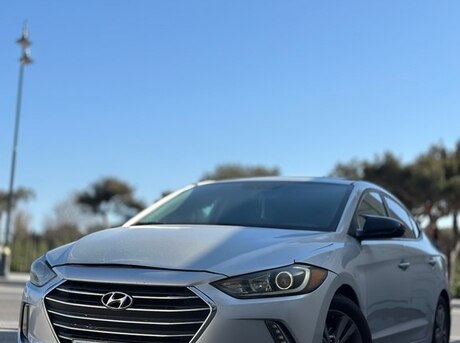 Hyundai Elantra 2018