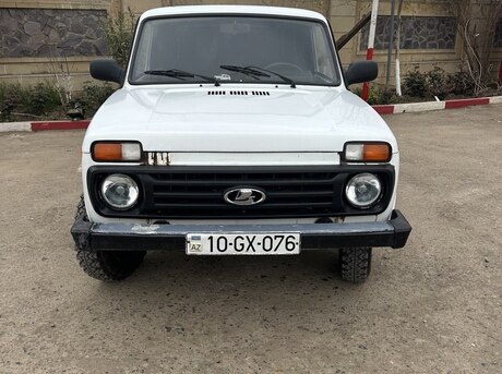 LADA (VAZ) Niva 2001