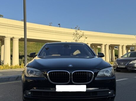 BMW 740
