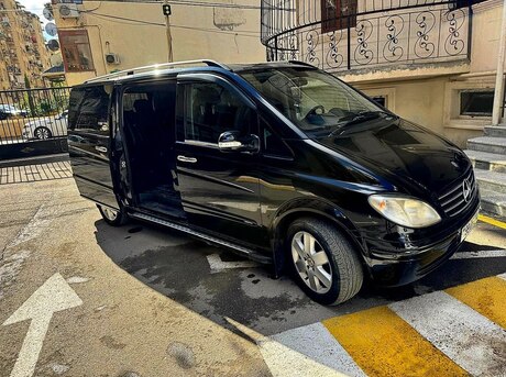 Mercedes Viano 2008