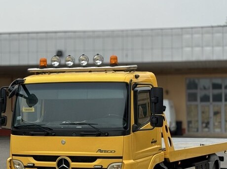 Mercedes Atego 818