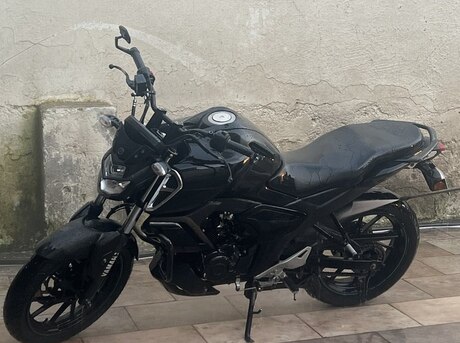 Yamaha FZ-S FI Deluxe