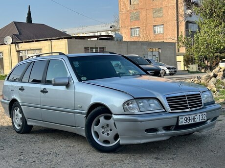 Mercedes C 220 d 2000