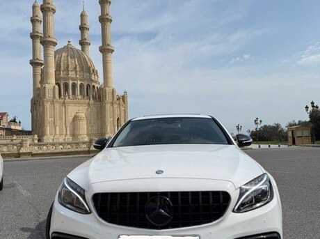 Mercedes C 300 2015