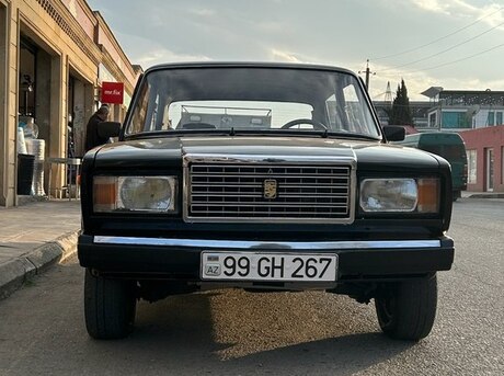 LADA (VAZ) 2107 2010