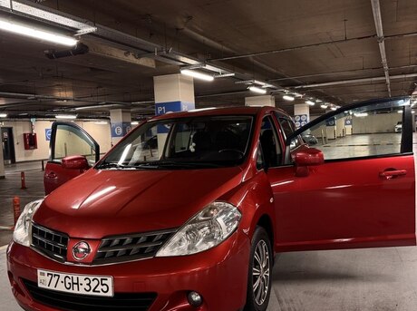 Nissan Tiida