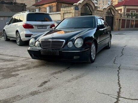 Mercedes E 270 2000