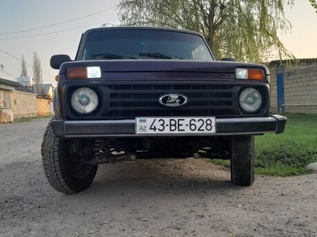 LADA (VAZ) Niva 2000