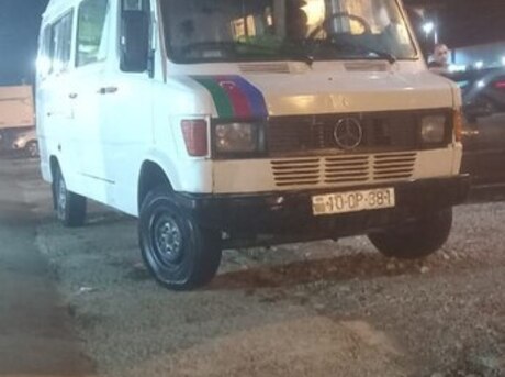 Mercedes 208 D 1993