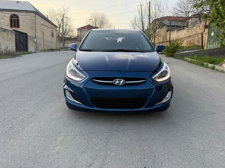 Hyundai Accent 2015