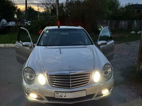 Mercedes E 240 2002