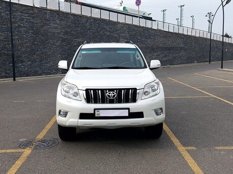 Toyota Land Cruiser Prado 2011