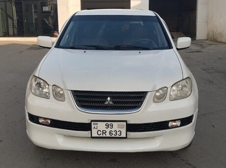 Mitsubishi Airtrek 2001