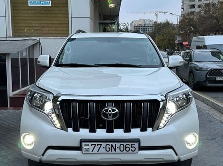Toyota Land Cruiser Prado 2013