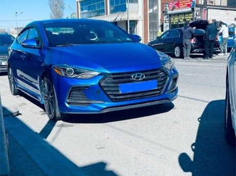 Hyundai Elantra 2016