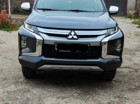 Mitsubishi L200 2021