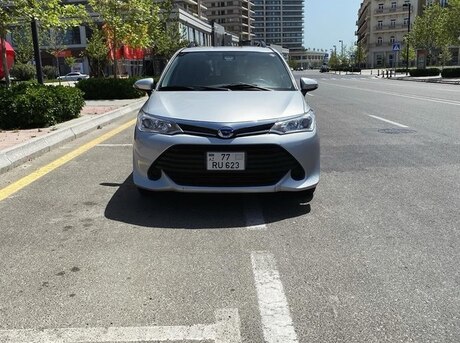 Toyota Corolla Fielder 2016