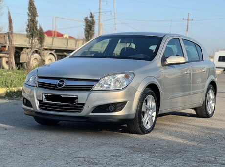 Opel Astra 2008