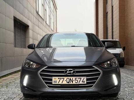 Hyundai Elantra 2017