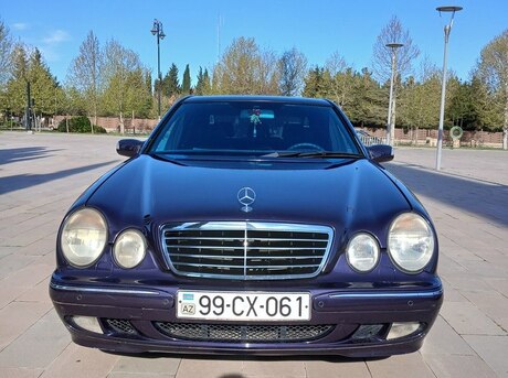 Mercedes E 240 1999