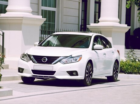 Nissan Altima