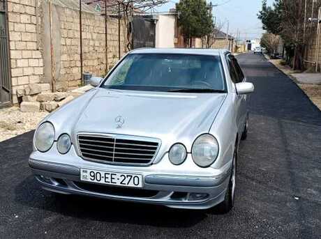 Mercedes E 270 2000
