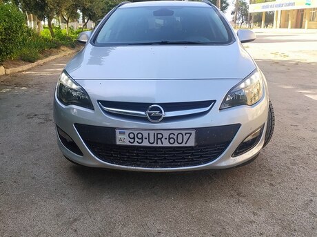 Opel Astra 2014