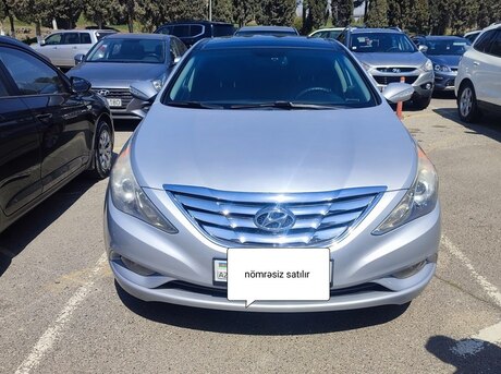 Hyundai Sonata 2012