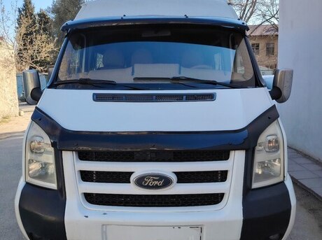 Ford Transit 2011