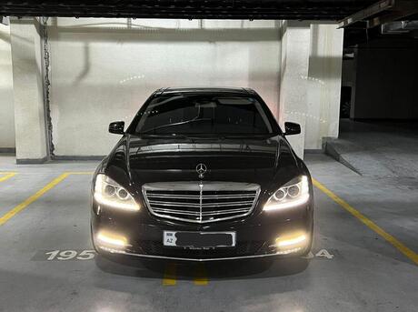 Mercedes S 550 4MATIC 2008