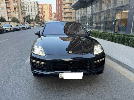 Porsche  2020