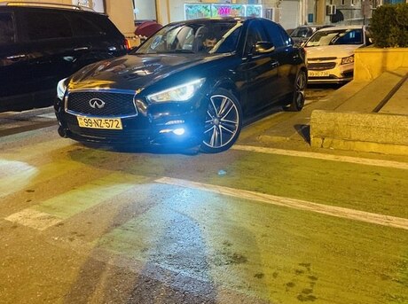 Infiniti Q50 2016