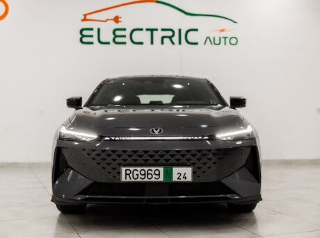 Changan Uni-V iDD	