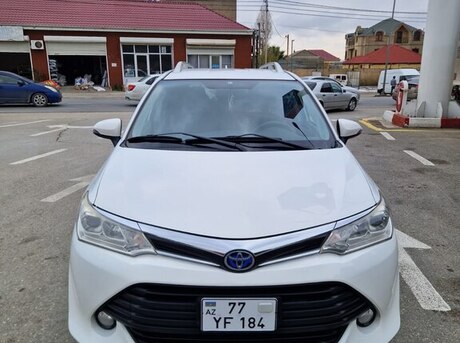 Toyota Corolla Fielder 2015