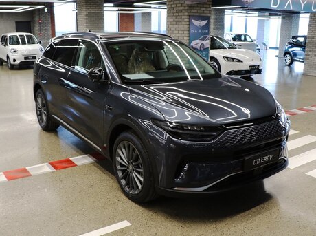 Leapmotor C11
