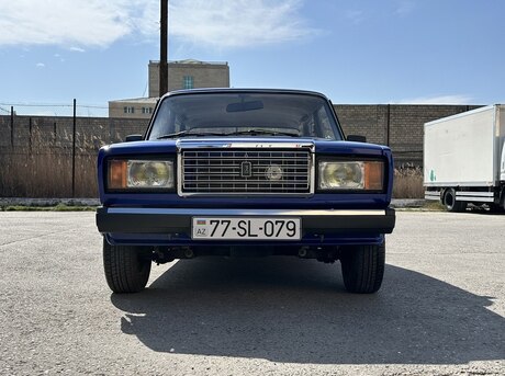 LADA (VAZ) 2107 2011