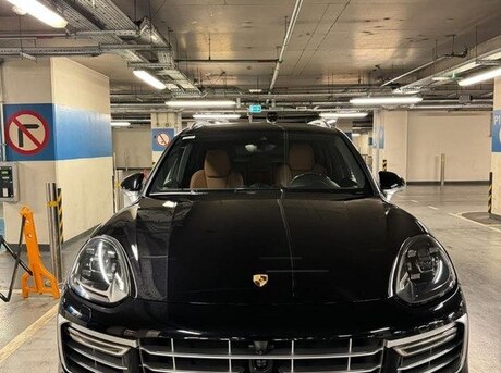 Porsche Cayenne Turbo S