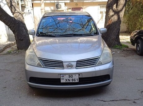 Nissan Tiida 2006