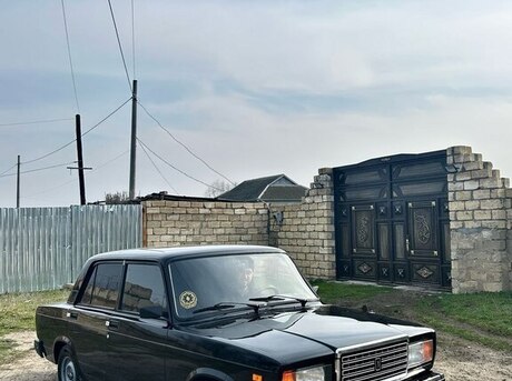 LADA (VAZ) 2107 2010