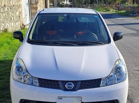 Nissan Wingroad 2016