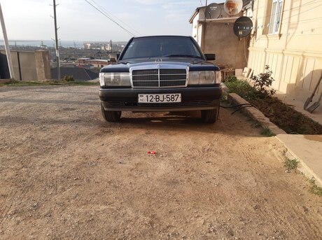Mercedes 190 1992