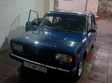 LADA (VAZ) 2107 2005