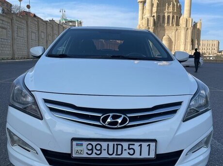 Hyundai Accent 2015