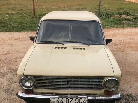LADA (VAZ) 21011 1987