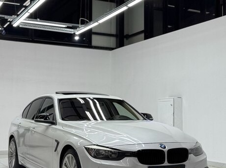 BMW 328 2015
