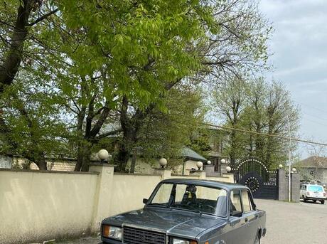 LADA (VAZ) 2107 2010