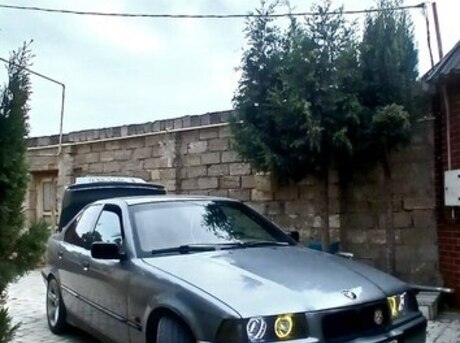 BMW 320 1995