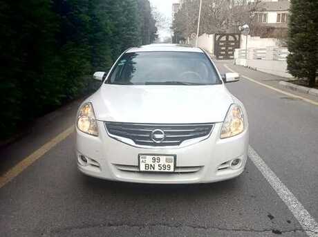 Nissan Altima 2011